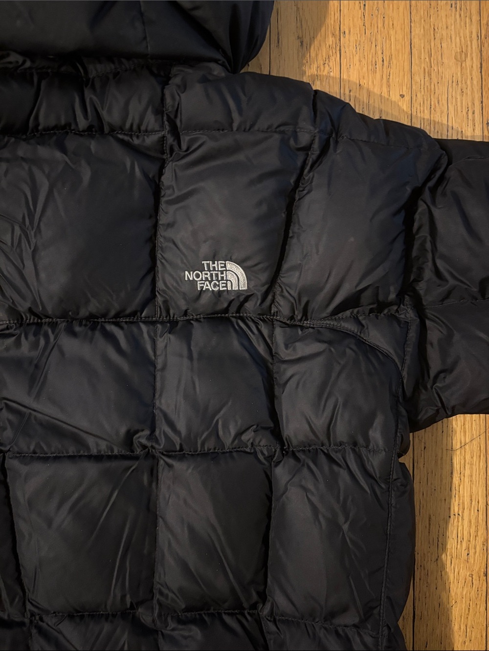 The North Face Women’s Metropolis Down Quilted Parka Jacket - Black - Large - Picture 10 of 15